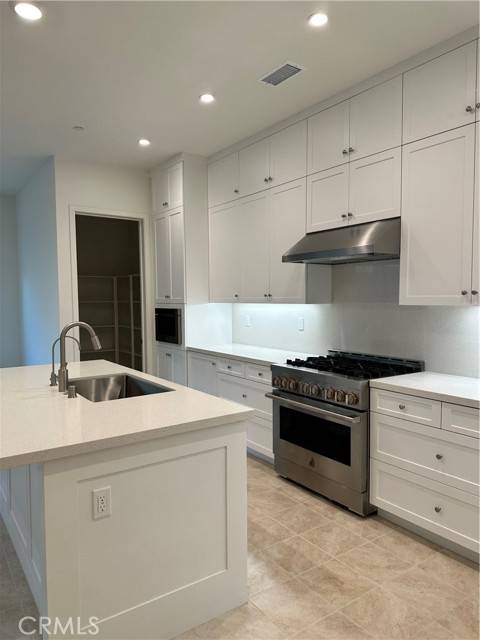 238 Maricopa, Irvine, CA 92618