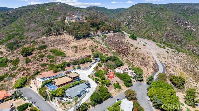 Laguna Beach, CA 92651,336 Lookout