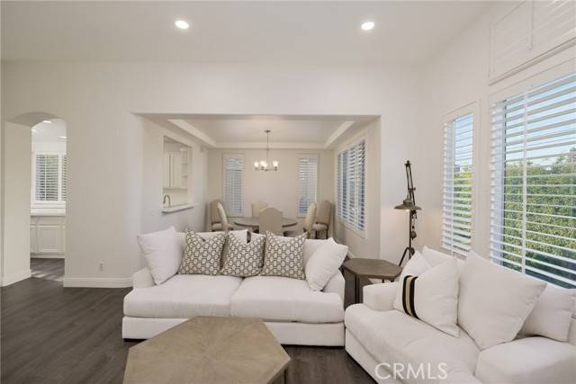 Costa Mesa, CA 92626,3120 Tara