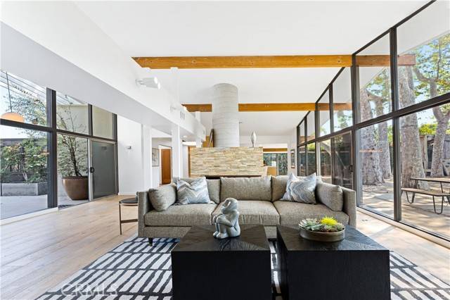 Malibu, CA 90265,6225 Frondosa Drive