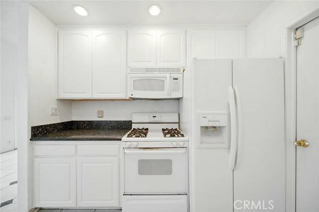 Irvine, CA 92612,75 Willow Tree Lane
