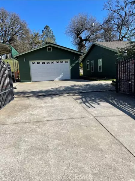 2702 Shasta Road, Clearlake Oaks, CA 95423