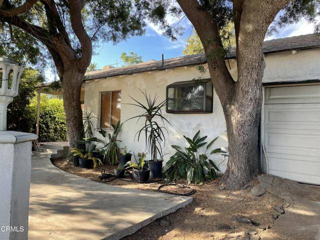 295 W Poppyfields Drive, Altadena, CA 91001