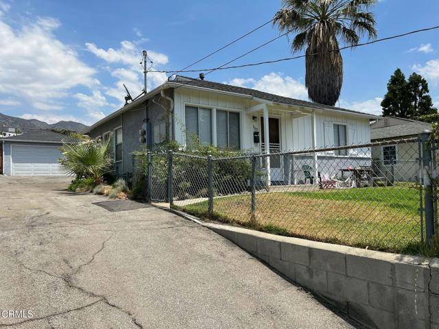 3023 Community Avenue, La Crescenta, CA 91214