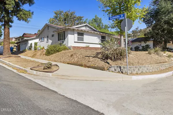 10871 Deliban Street, Tujunga, CA 91042