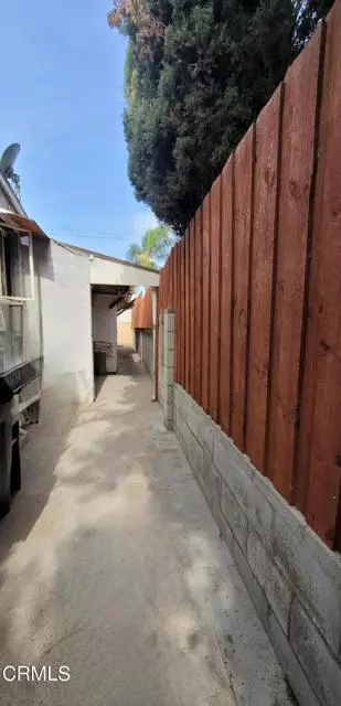 Panorama City, CA 91402,8215 Cantaloupe