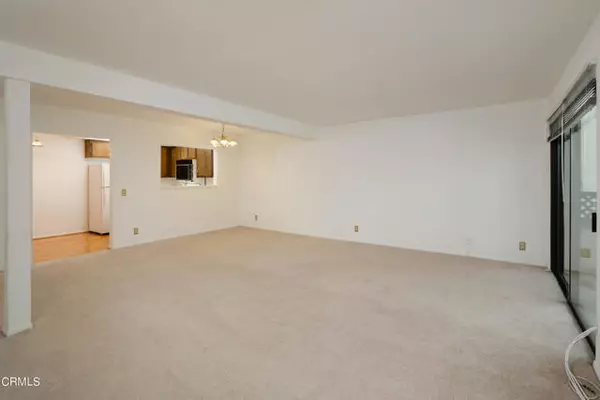 Sherman Oaks, CA 91403,4700 Natick Avenue #204