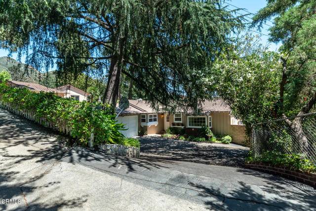 2352 Jayma Lane, La Crescenta, CA 91214