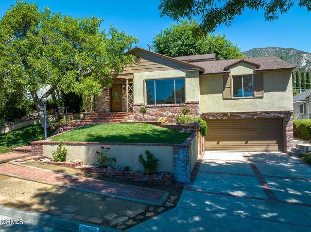 3355 Burritt Way, La Crescenta, CA 91214