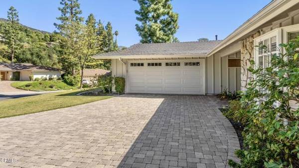 La Canada Flintridge, CA 91011,5239 Haskell Street