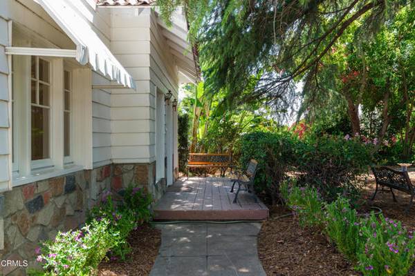 2804 Lincoln Avenue, Altadena, CA 91001