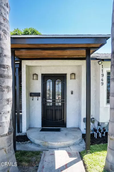 11949 Burton Street, North Hollywood, CA 91605