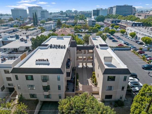 121 S Wilson Avenue #201, Pasadena, CA 91106