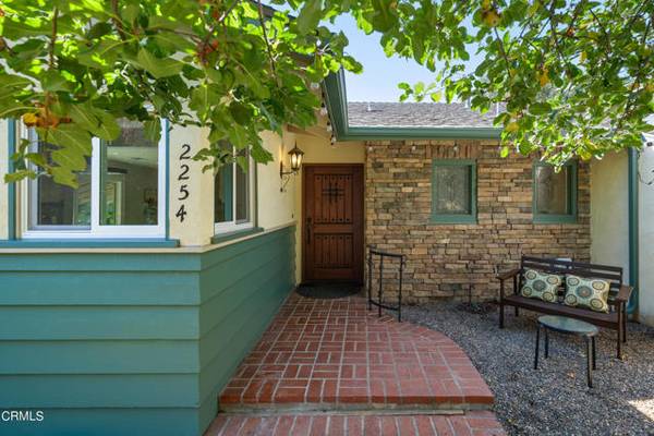 2254 Cross Street, La Canada Flintridge, CA 91011