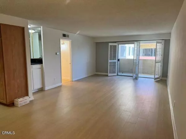 Glendale, CA 91206,620 N Kenwood Street #203