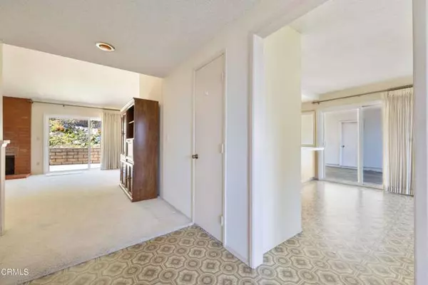 Tujunga, CA 91042,9355 Skyview Terrace