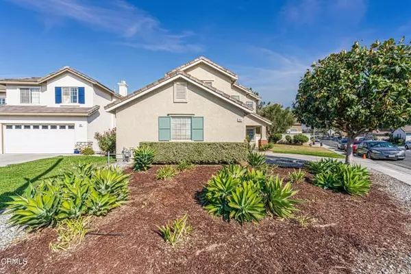 841 Honey Grove Way, Corona, CA 92878