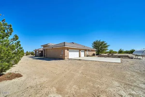 11427 Meridian Road, Lucerne Valley, CA 92356