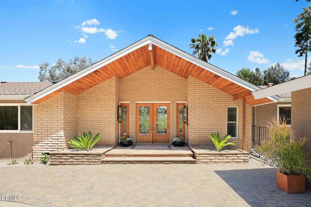 La Canada Flintridge, CA 91011,3745 Normandy Drive