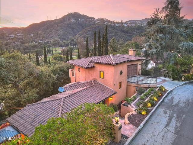 3255 Buckingham Road, Glendale, CA 91206