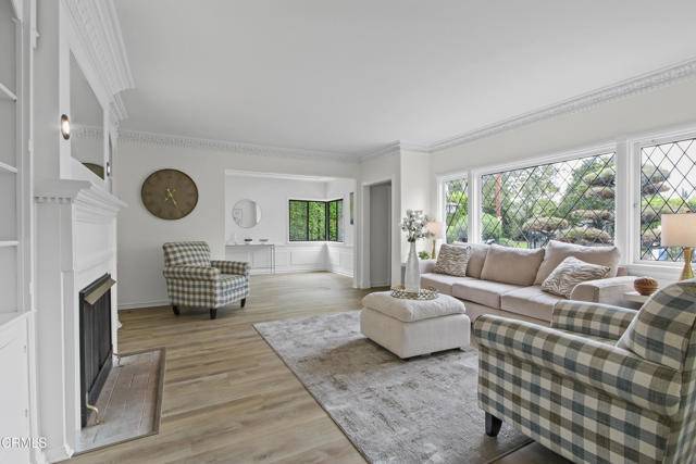Sherman Oaks, CA 91423,5131 Greenbush Avenue