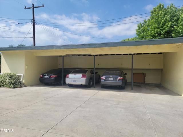 Altadena, CA 91001,637 W Altadena Drive