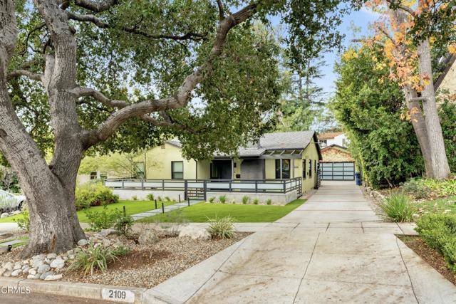 2109 N Grand Oaks Avenue, Altadena, CA 91001