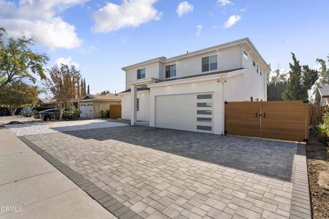 15916 Sunburst Street, North Hills, CA 91343