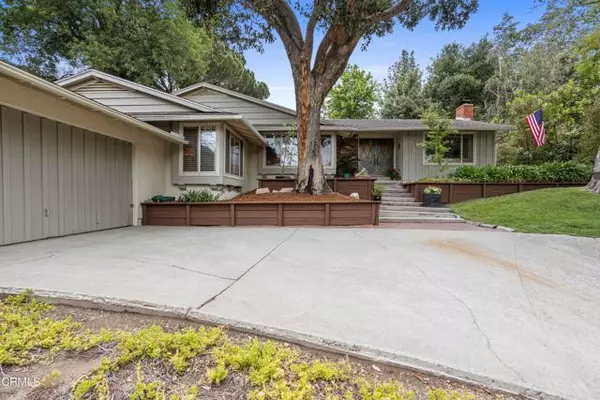 La Crescenta, CA 91214,5049 Parkhaven Circle