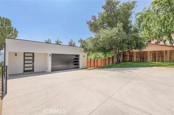 3142 Harmony Place, La Crescenta, CA 91214