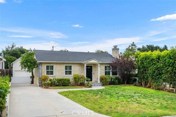 4384 Bel Aire Drive, La Canada Flintridge, CA 91011