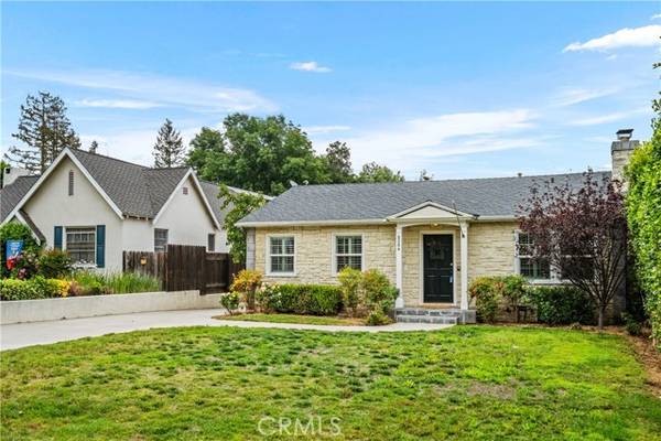 La Canada Flintridge, CA 91011,4384 Bel Aire Drive