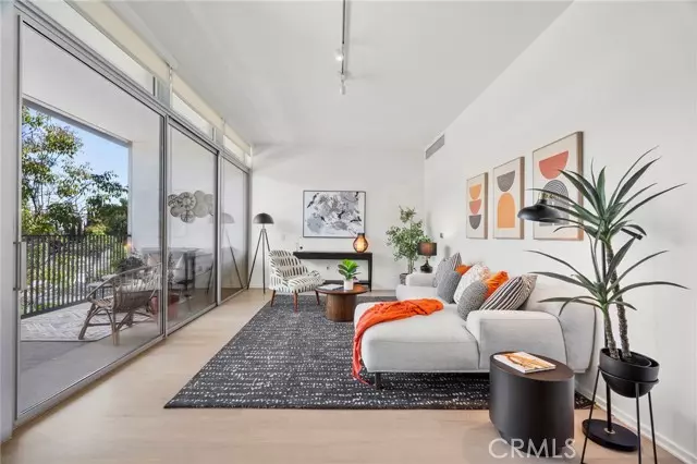 901 Hancock Avenue #204, West Hollywood, CA 90069