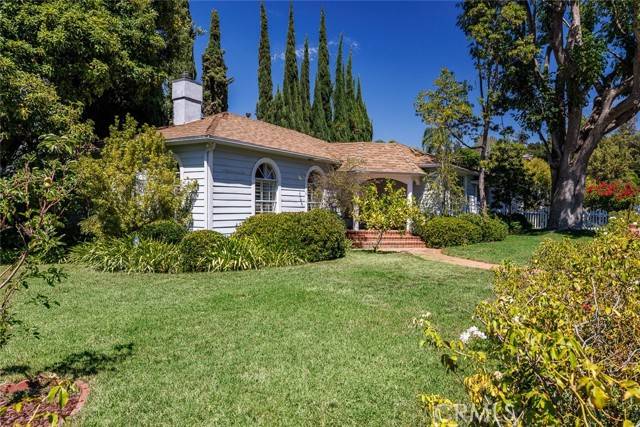 12821 Halkirk Street, Studio City, CA 91604