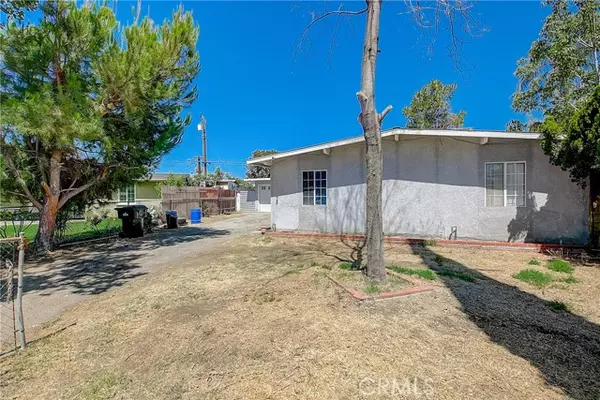 5825 N Orangecrest Avenue, Azusa, CA 91702