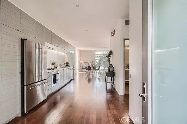 901 Hancock Avenue #205, West Hollywood, CA 90069