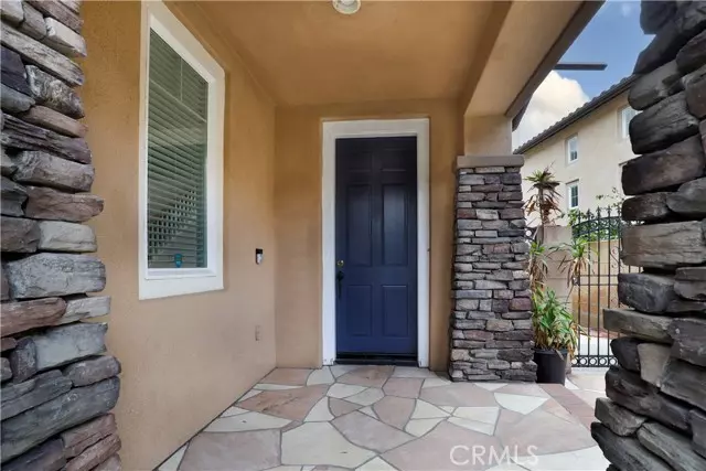 Azusa, CA 91702,33 Sandstone Way