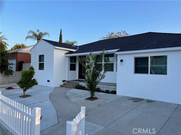 10455 Chandler Boulevard, North Hollywood, CA 91601