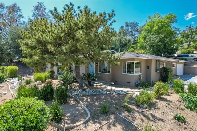 Altadena, CA 91001,1784 Skyview Drive