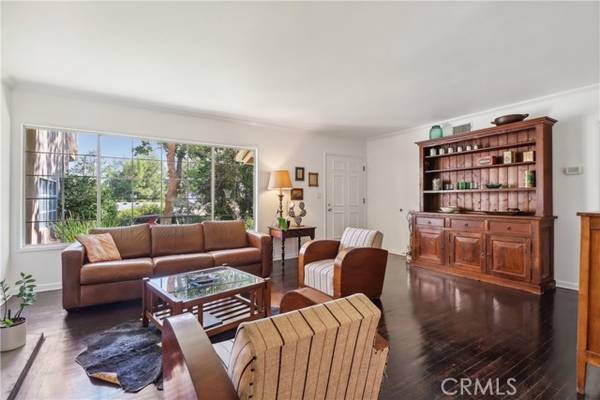 2847 Henrietta Avenue, La Crescenta, CA 91214