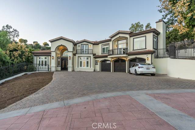 La Habra Heights, CA 90631,805 West Road