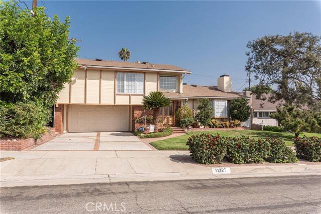 11227 La Rosa Drive, Arcadia, CA 91006