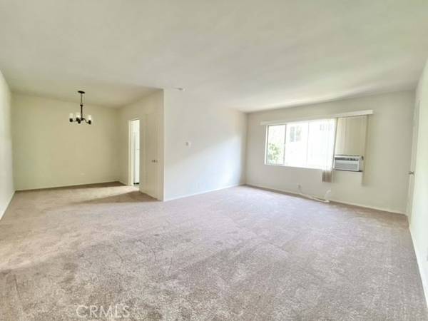 208 S Mariposa #6, Los Angeles, CA 90004