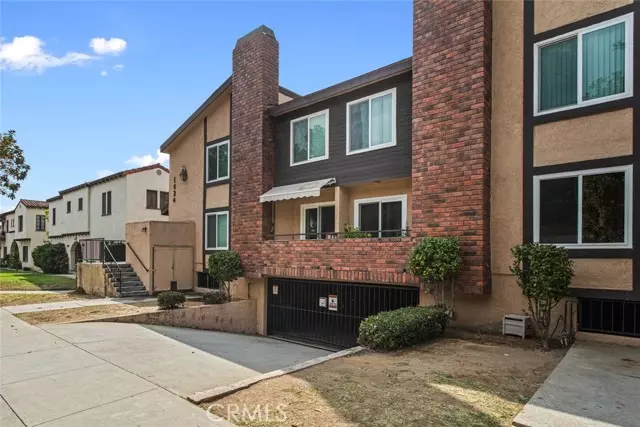 Glendale, CA 91206,1534 E Wilson Avenue #5