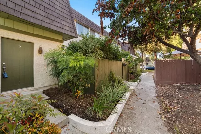 2864 E Jackson Avenue #D, Anaheim, CA 92806