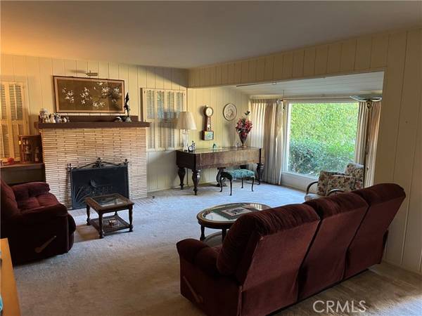 604 De Nova Street, La Canada Flintridge, CA 91011