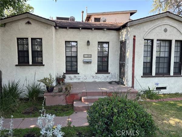 11203 Califa Street, North Hollywood, CA 91601