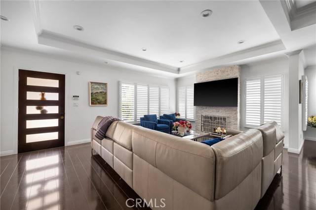 Glendale, CA 91201,1361 Winchester Avenue