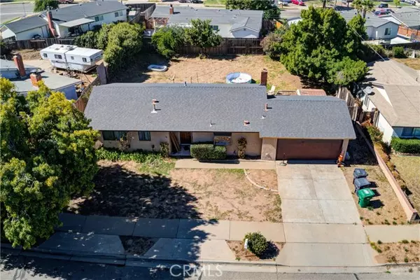 1370 Via Del Carmel, Santa Maria, CA 93455