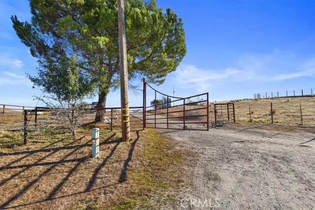 Creston, CA 93432,3150 Bluegrass Place